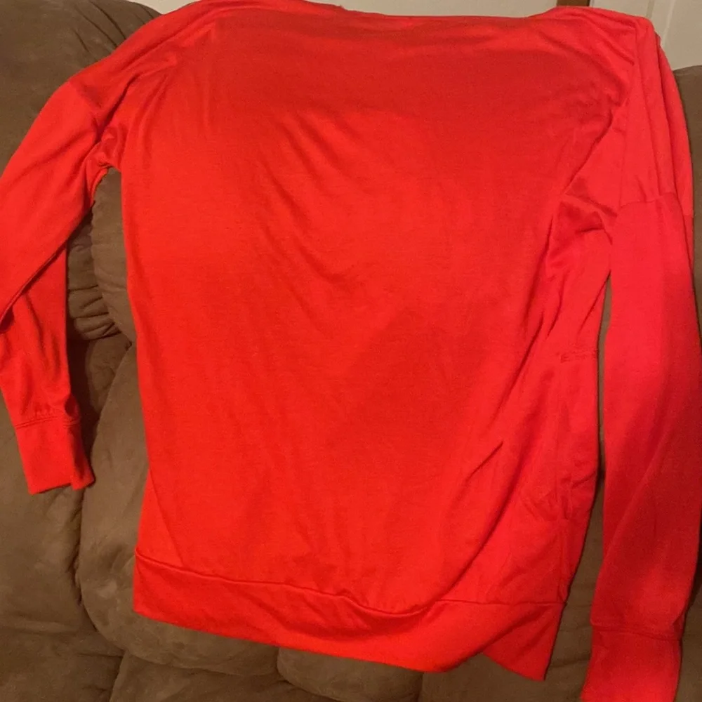 New top - Picture 3 of 3